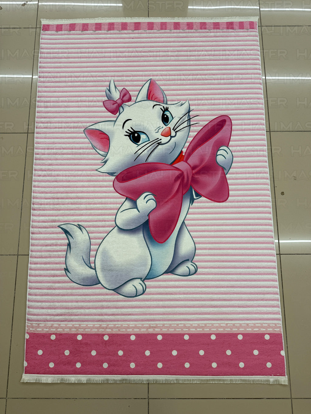 Marie Kedi Karakterli Pembe Çizgili Çocuk ve Bebek Odası Halısı - Kaymaz Taban