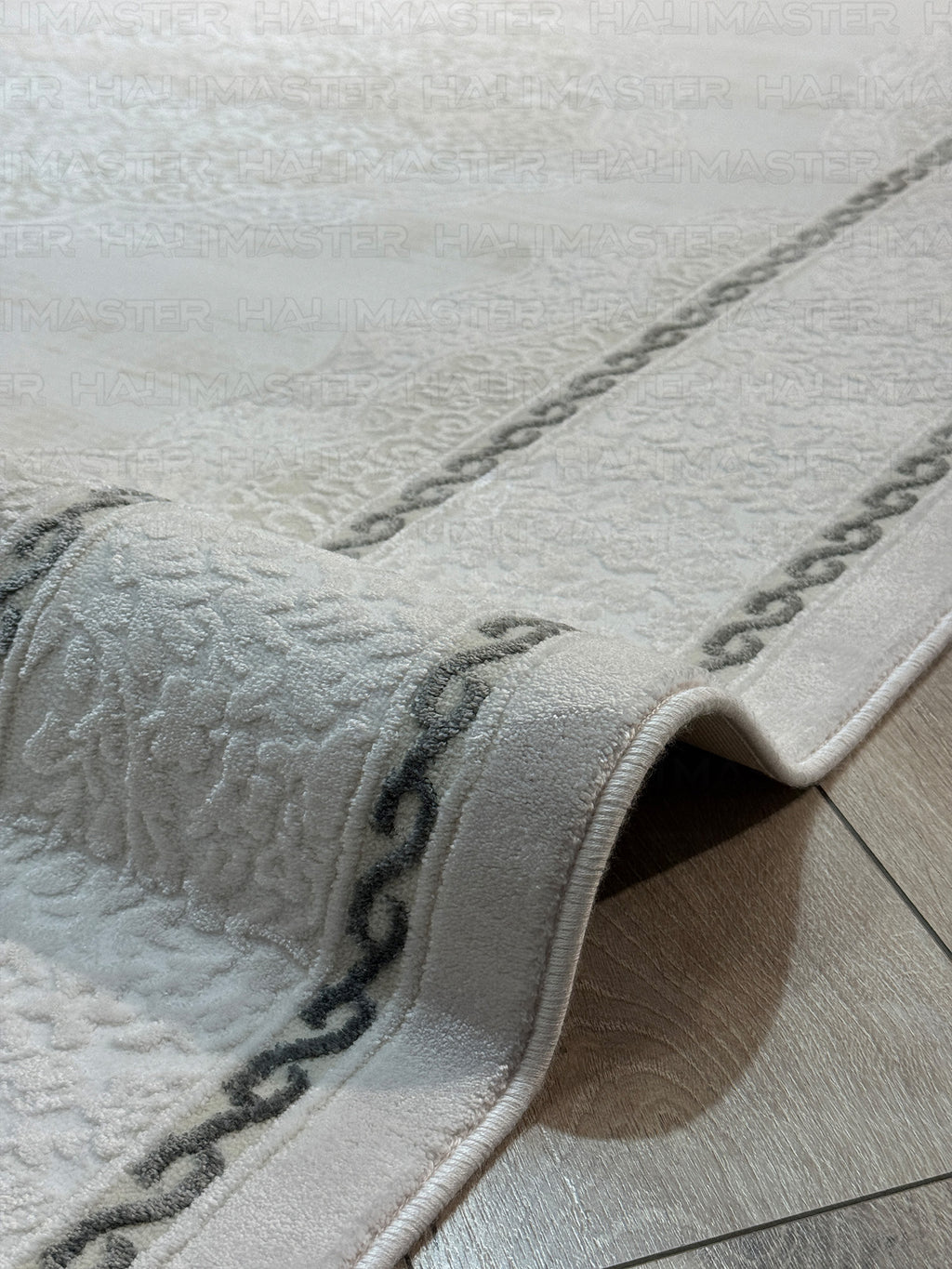 Krem Bej Madalyon Desenli Klasik Salon Halısı - Püsküllü Modern Makine Halısı