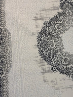 Oval Saçaklı Klasik Desenli Halı - Beyaz ve Gri Eskitme Detaylı Salon Halısı