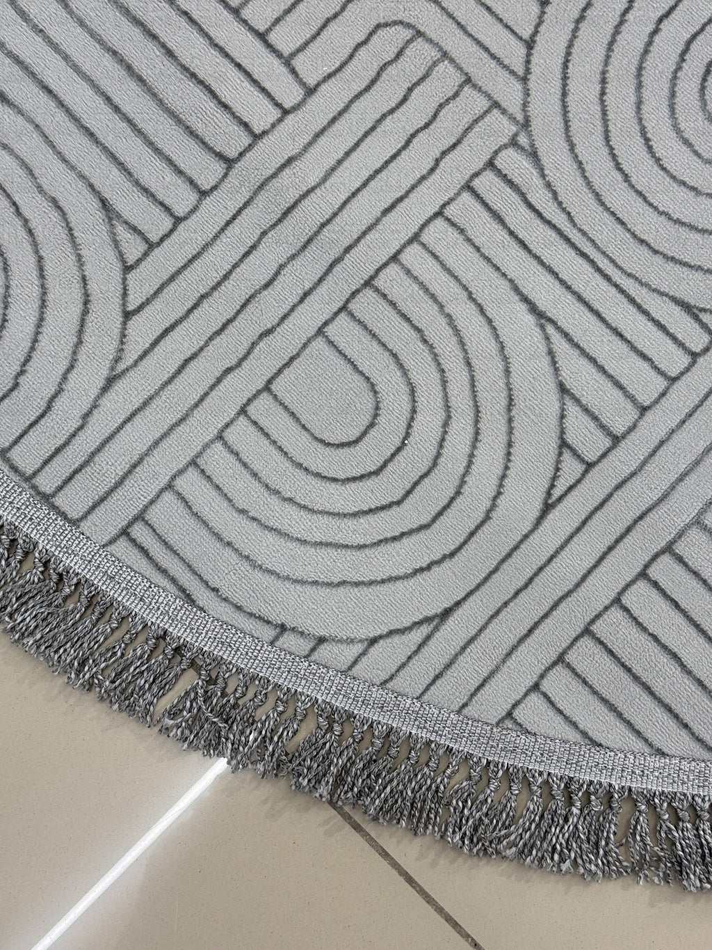 Bohem Tarz Gri Oval Salon Halısı - Püsküllü Modern Labirent Desenli