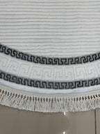 Beyaz Oval Grek Desenli Modern Halı - Püsküllü Antre ve Salon Halısı