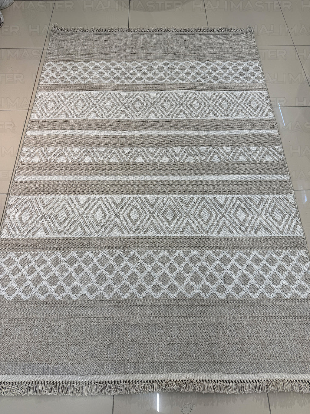 Modern Geometrik Desenli Krem Kahve Dekoratif Salon ve Oturma Odası Halısı - 4m² - Saçaklı