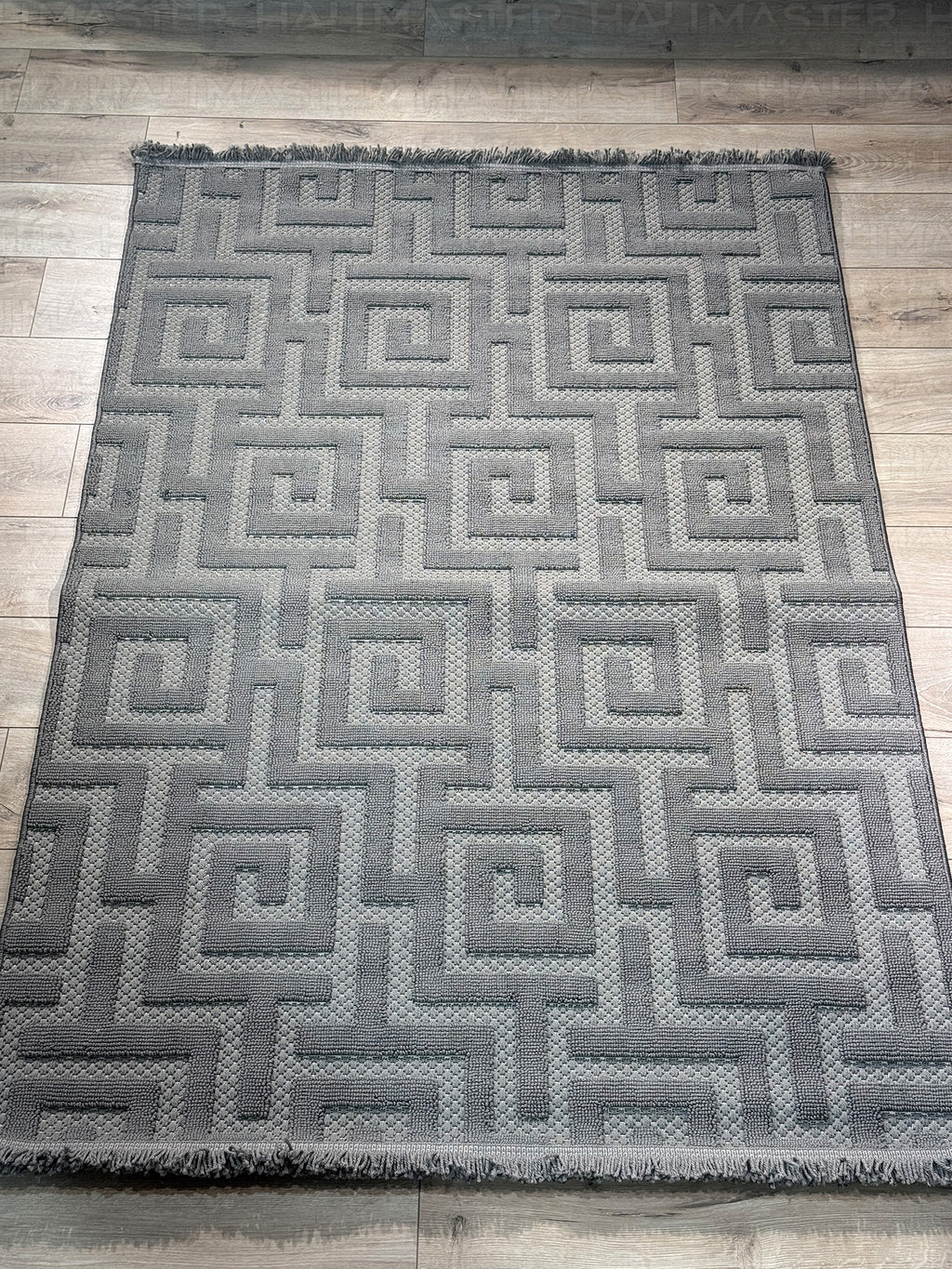 Dekoratif Antrasit Geometrik Desenli Kabartmalı Modern Halı - Saçaklı ve Özel Ölçü