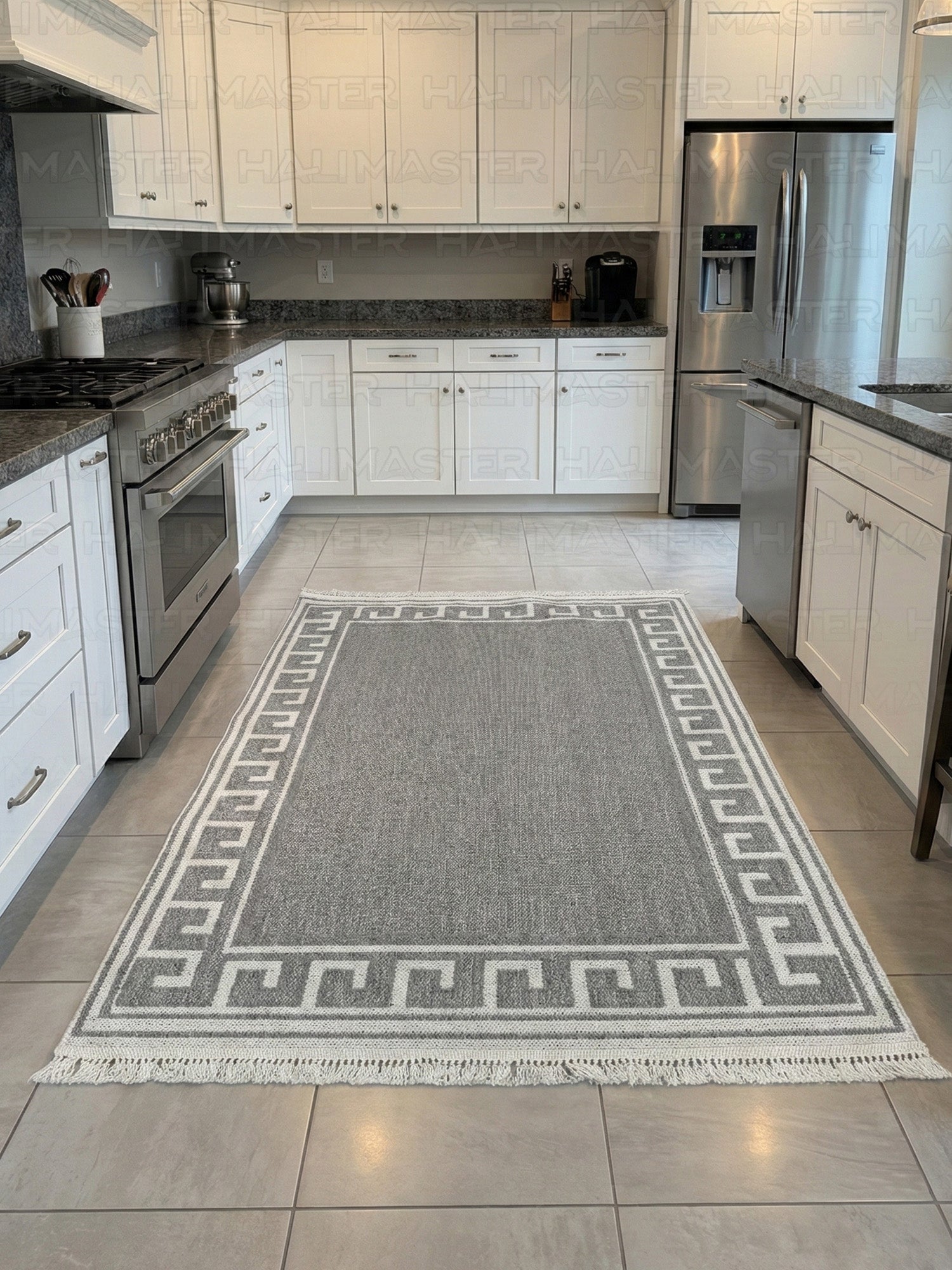 Gri Beyaz Çerçeve Desenli Modern Saçaklı Halı - 4m²